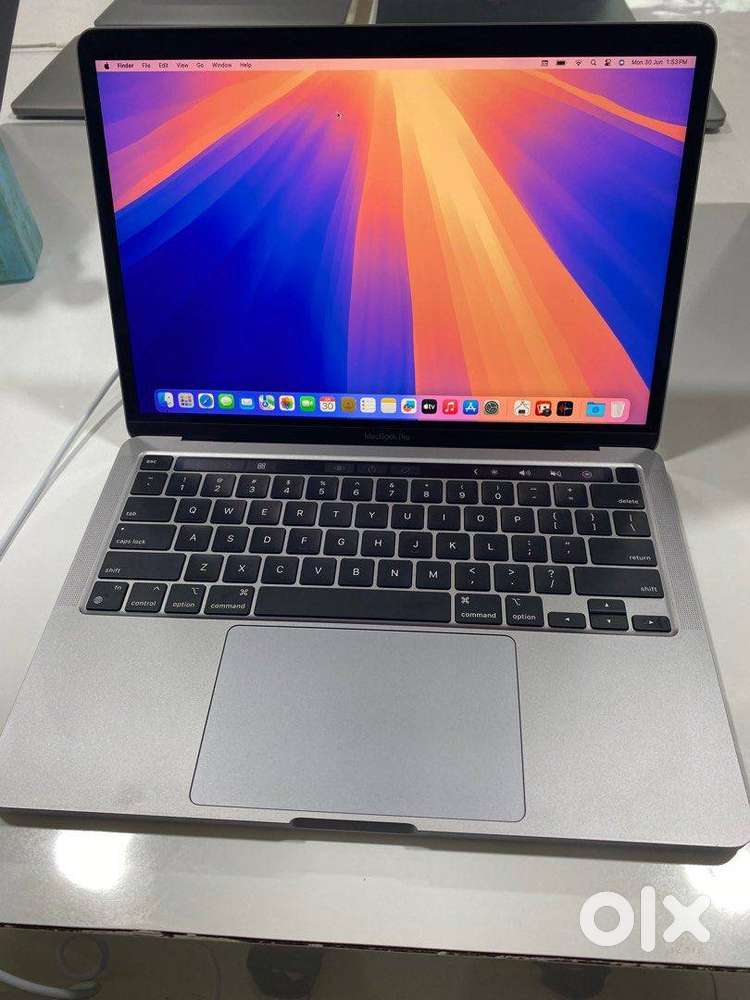 MacBook M4  16/256gb  @82000