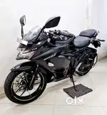 SUZUKI GIXXER SF 250 ABS.