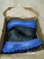Nike BLAZER ROAM MID
BLACK/ RACE BLUE