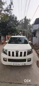 Mahindra TUV 300 T10, 2018, Diesel