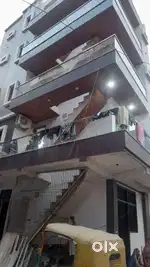 2 BHK floor available Rent