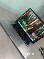 Macbook pro A2141  16inch  Core i7  16GB  512GB SSD Touchbar