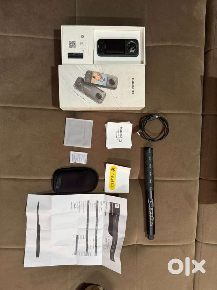 Insta360 One X3