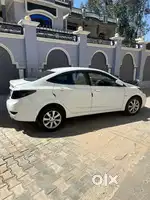 Hyundai Fluidic Verna 2012