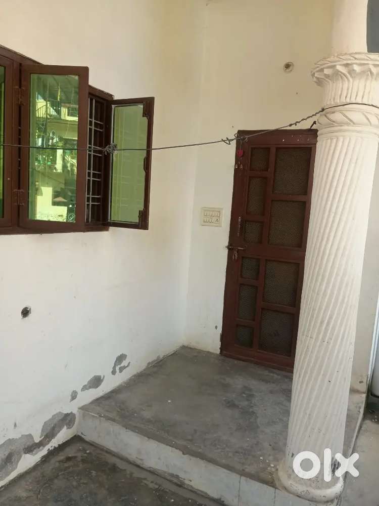 Two' rooms set for rent