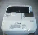 ULTRA SHORT THROW PROJECTOR