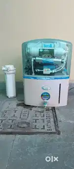 Water aaro
