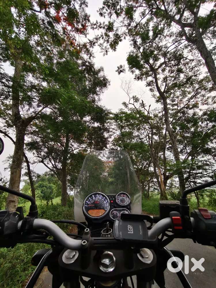 Royal Enfield Himalayan 411 BS4 l Single Owner l B2B Insurance + RSA l