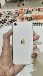 Iphone SE 2020 Model In Mint Condition