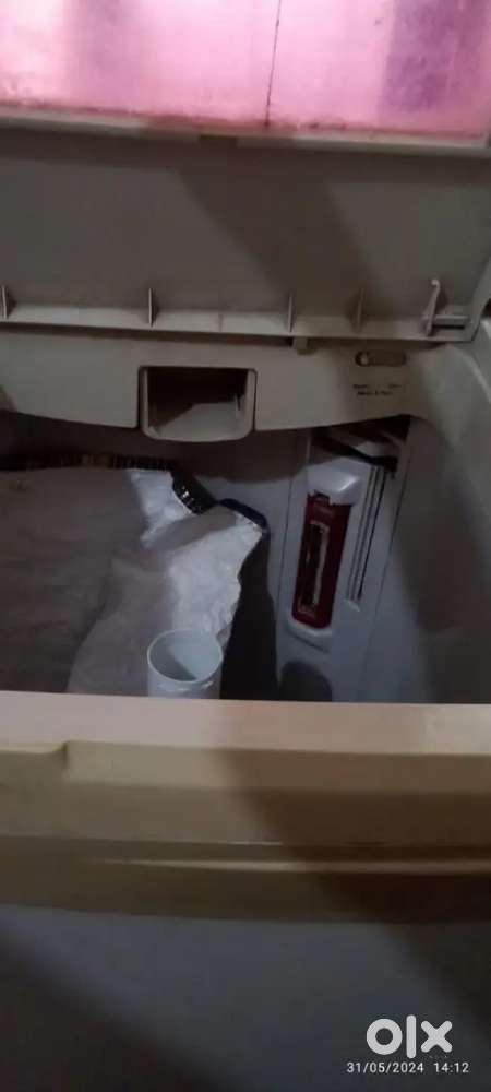 Washing machine and ac