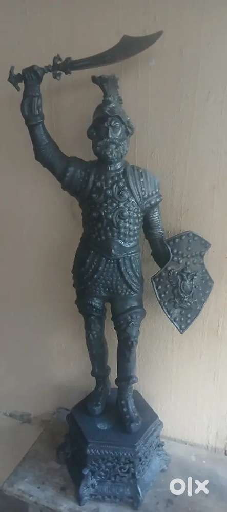 Antique piece idol for sale