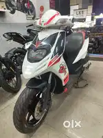 Aprilia SR 160 2021/ **EMI Options Available**