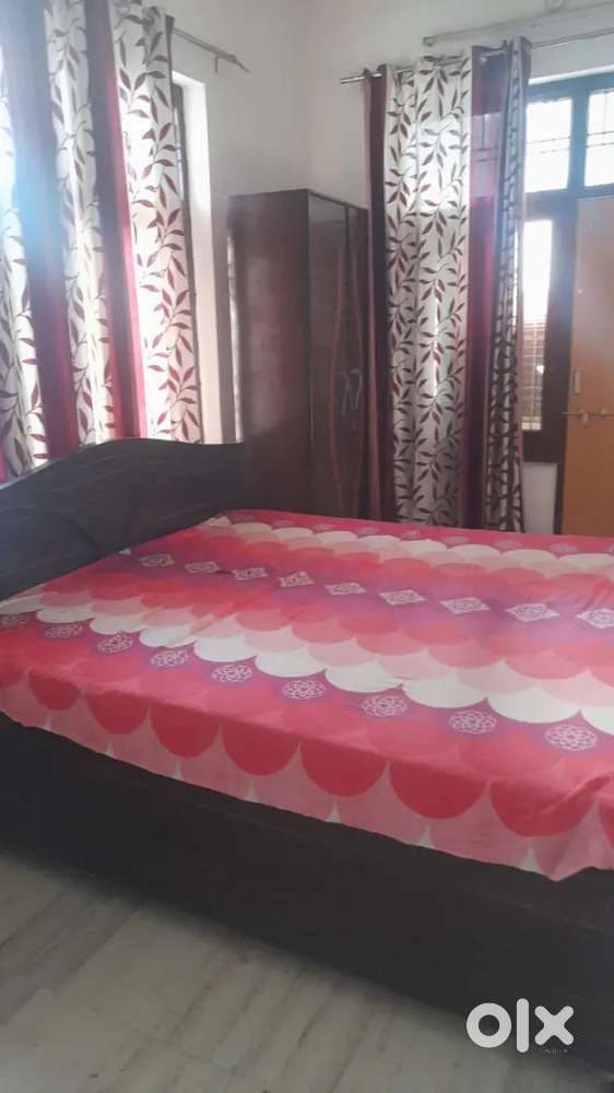 Independent single room available for Girl/Women individual