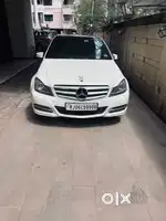 Mercedes-Benz C-Class 2014 Diesel 140000 Km Driven