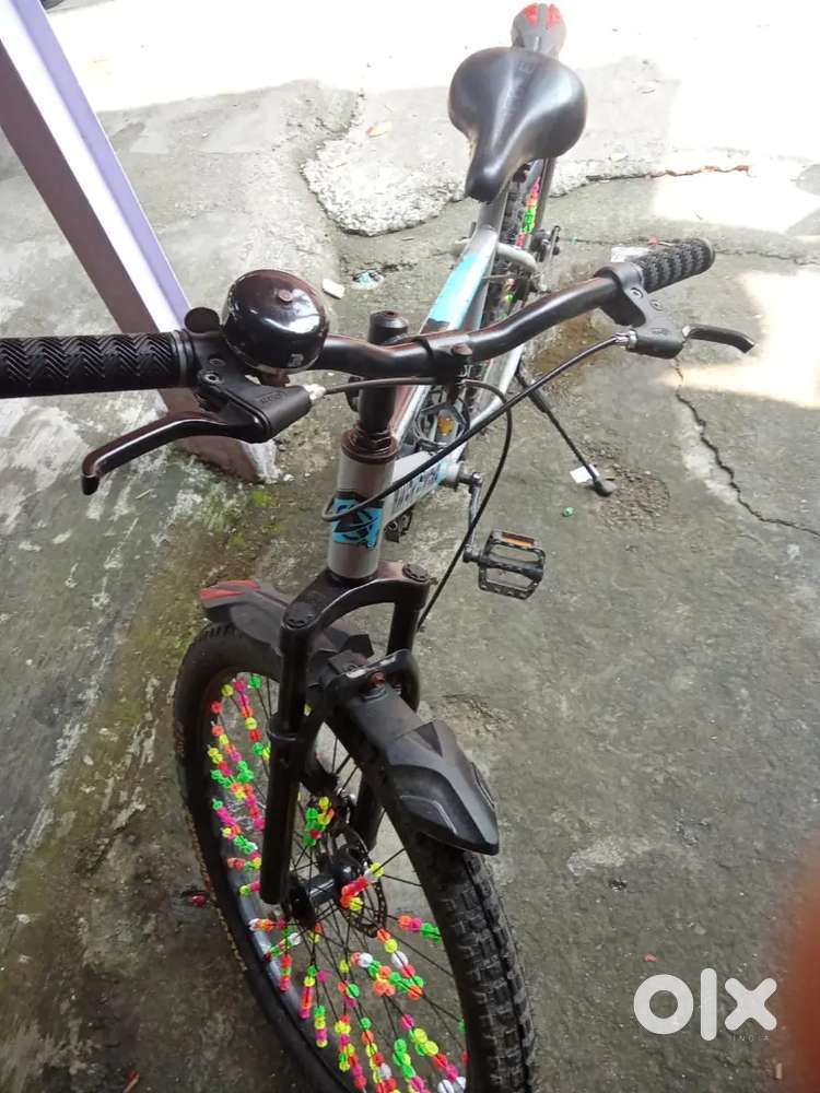 My cycle is 6 months old bill also available dis break also available