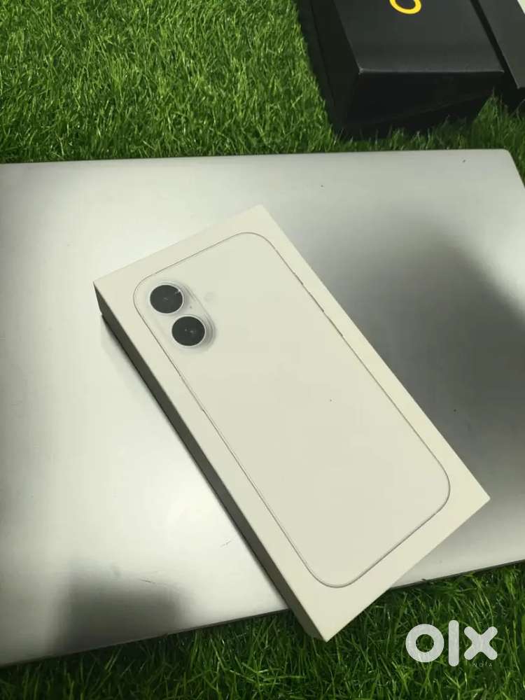 Apple Iphone 17 256GB Brand New Box seal
