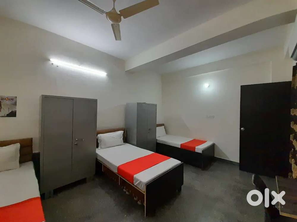 PG Near 91Sprinboard, GroMo, Nykaa, ShopClues, FinEdge, Legistify, AMB