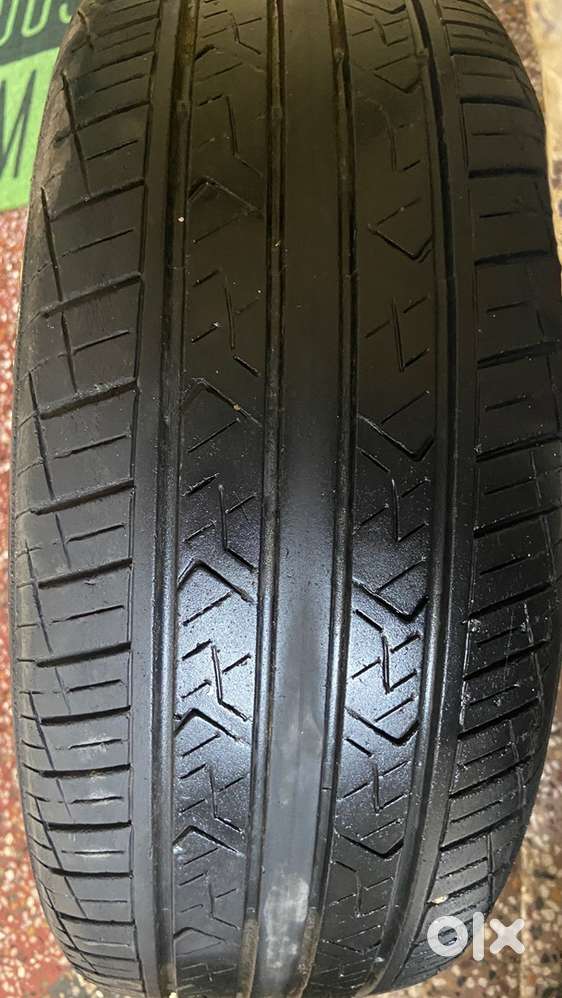 Hankook continental tyres good condition total eight tyres