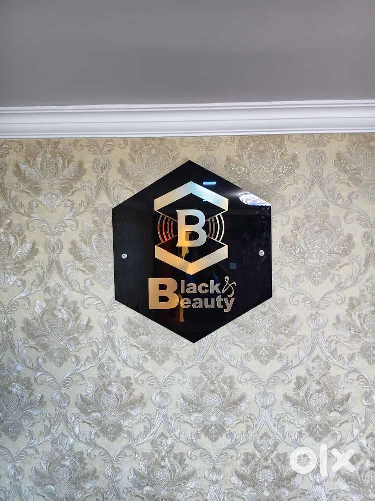 Female Therapist (Hotel spa)