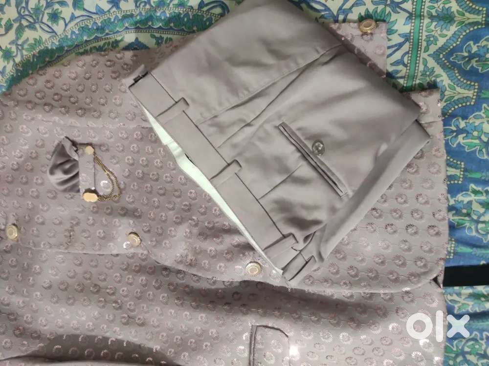 New Jodhpuri. Iske sath  and two sunscreen  (free free free)