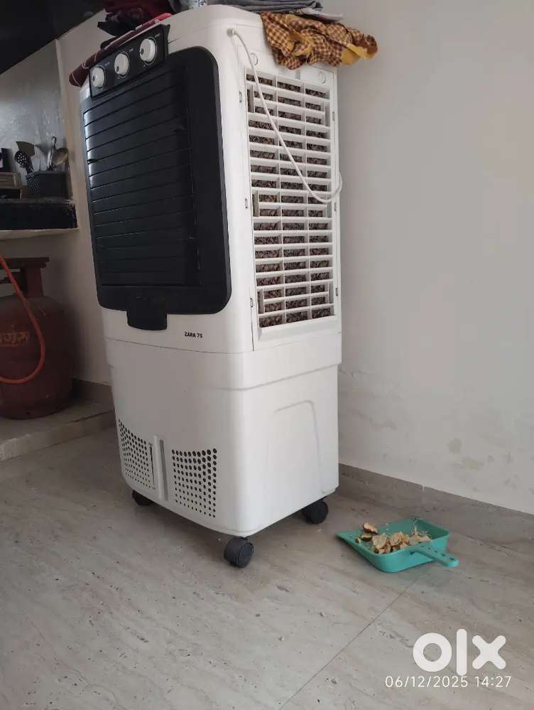 Sell water cooler/Desert