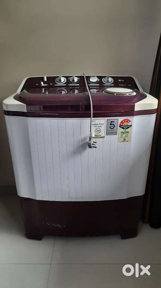 LG 7 kg 4 Star Semi-Automatic Washing Machine