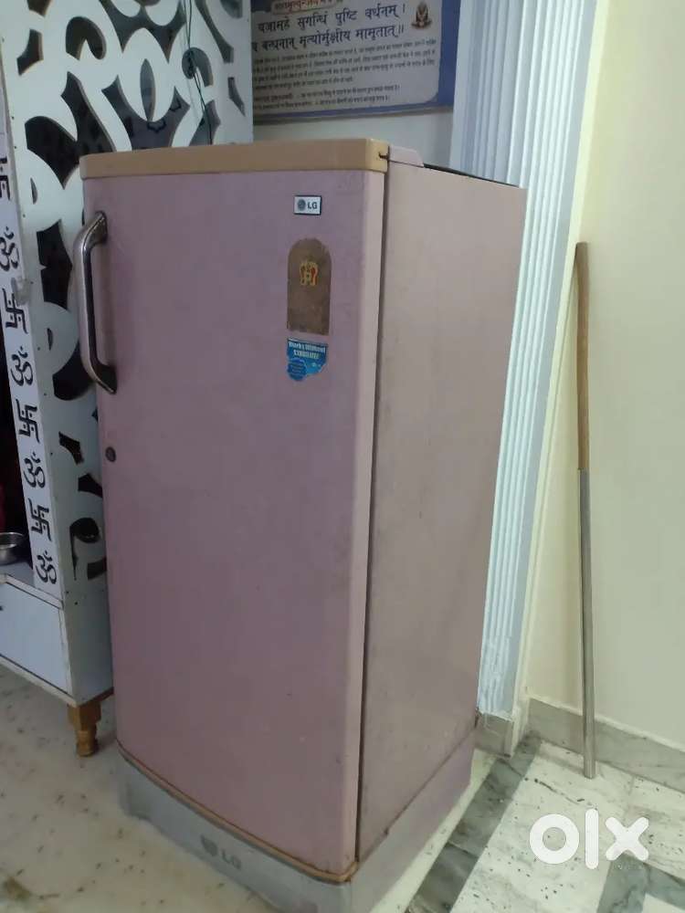 LG fridge with good condition