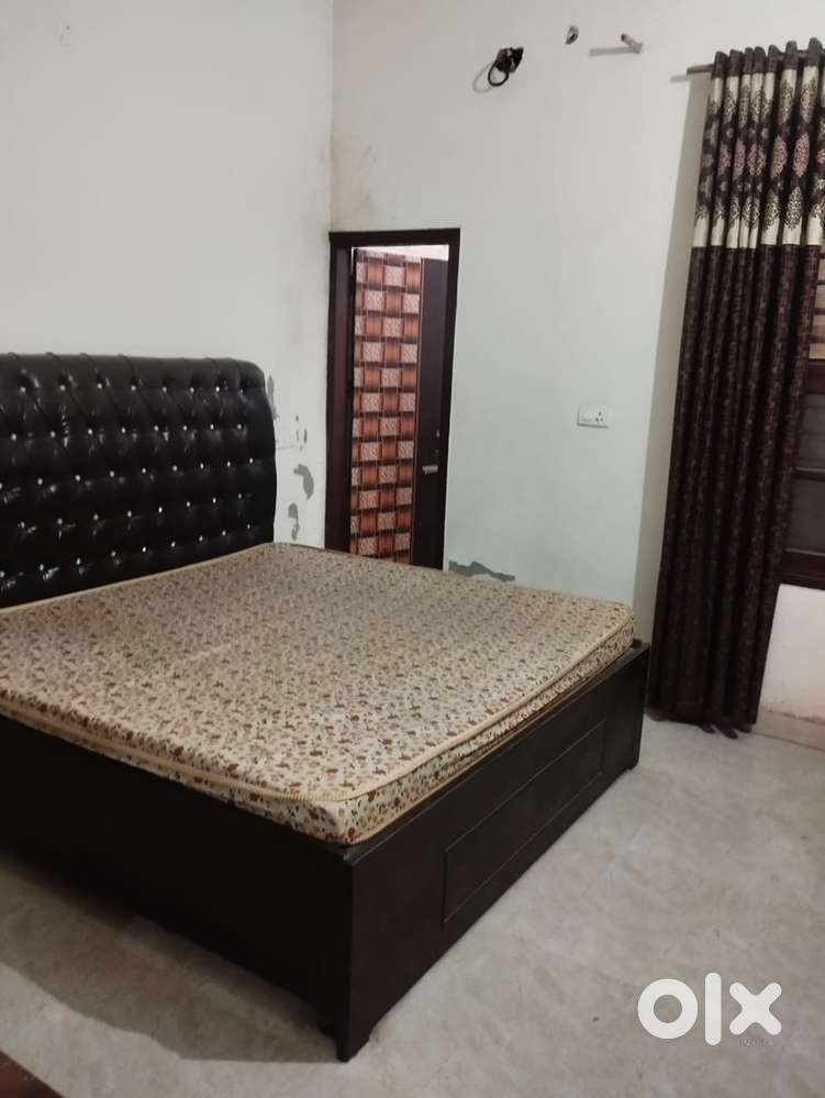 1Bhk flat for rent 13000/fully furnished sec 127 shivalik city kharar
