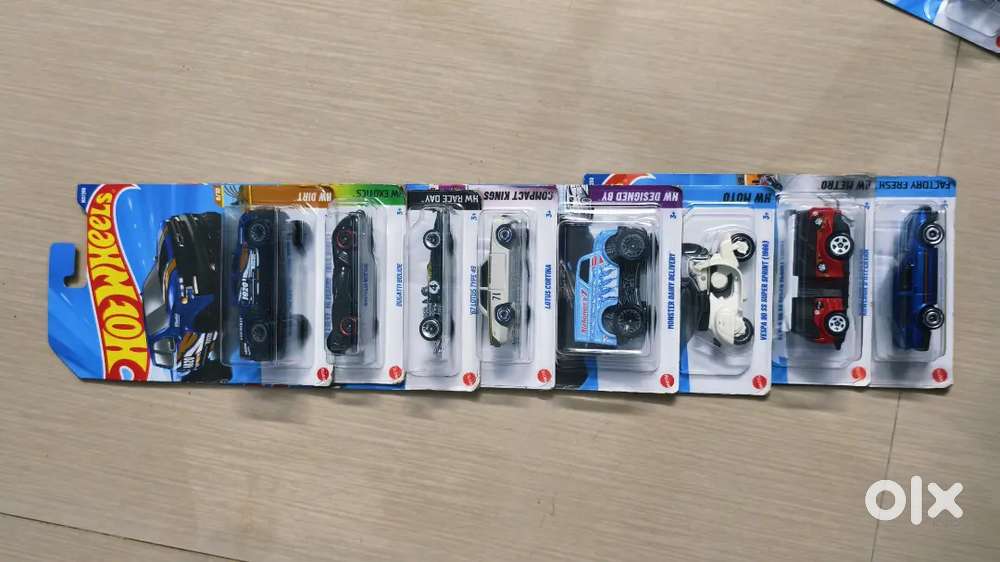 Hotwheel collection bulk sale +1premium car+opencase cars