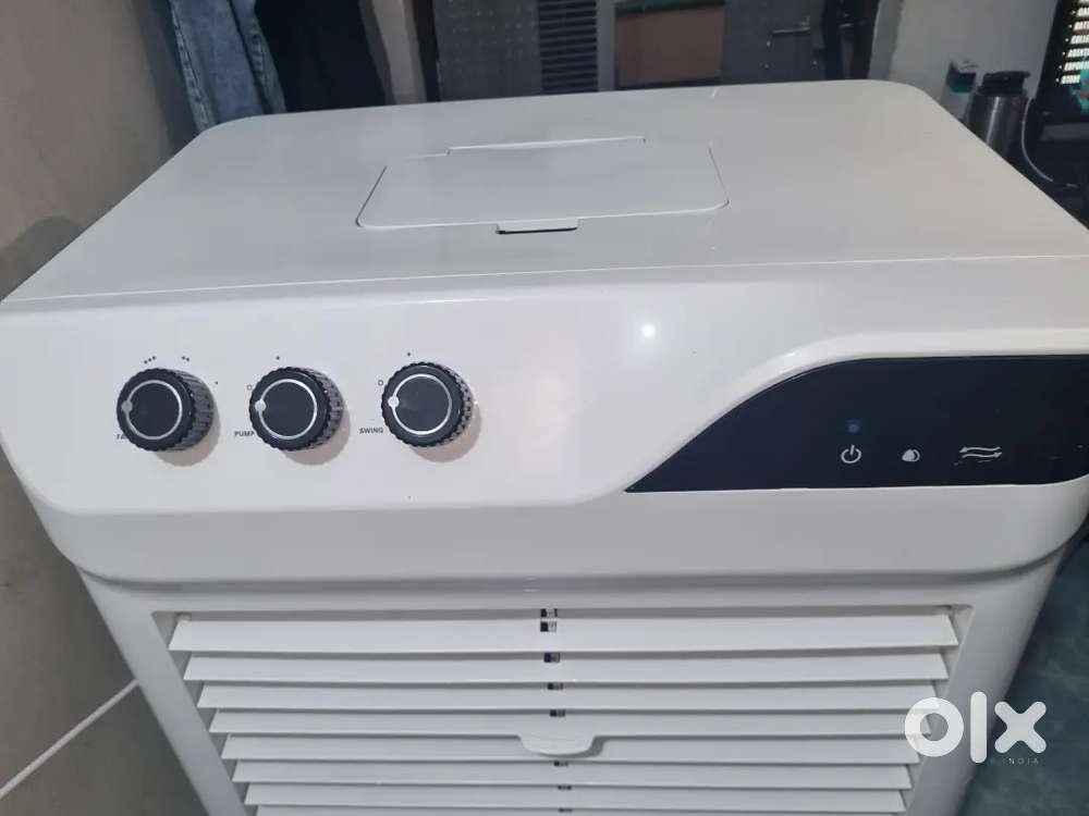 BAJAJ  DMH90 neo 99 ltr Cooler