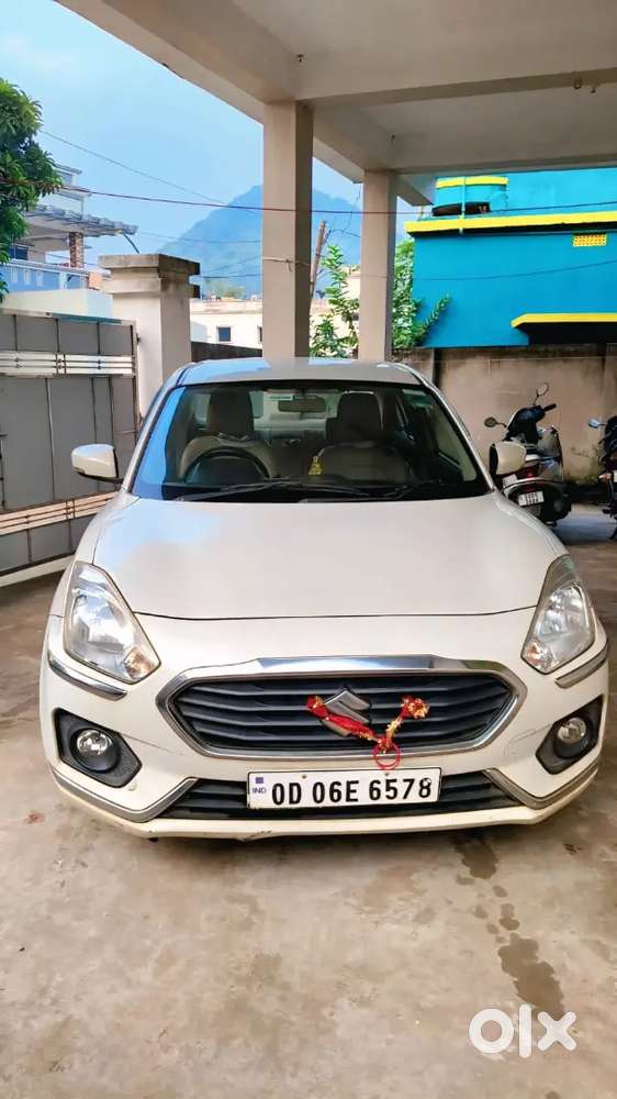 Maruti Suzuki Swift Dzire 2017 Diesel 73002 Km Driven