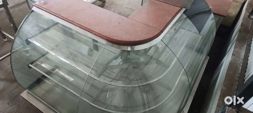 USED BAKERY DISPLAY COUNTERS