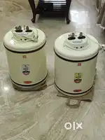 Two 25L Redstar Geysers for sale (heating element needs replacement)