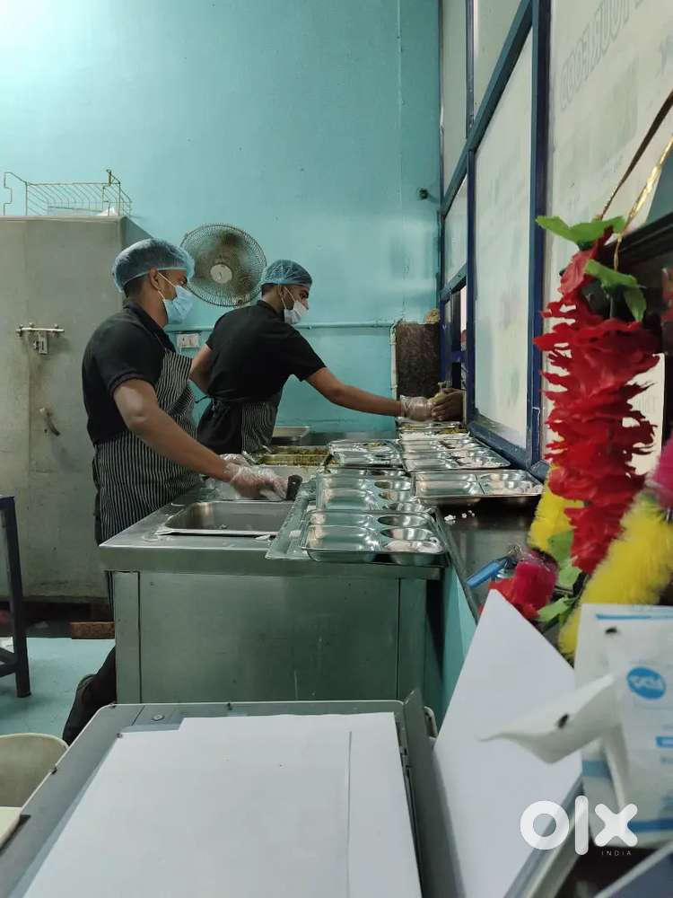 A reputed food services company needs Manpower