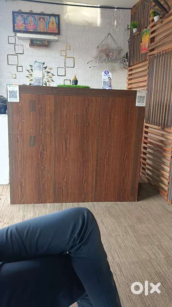 Cash counter and hotel table and chairs for sale