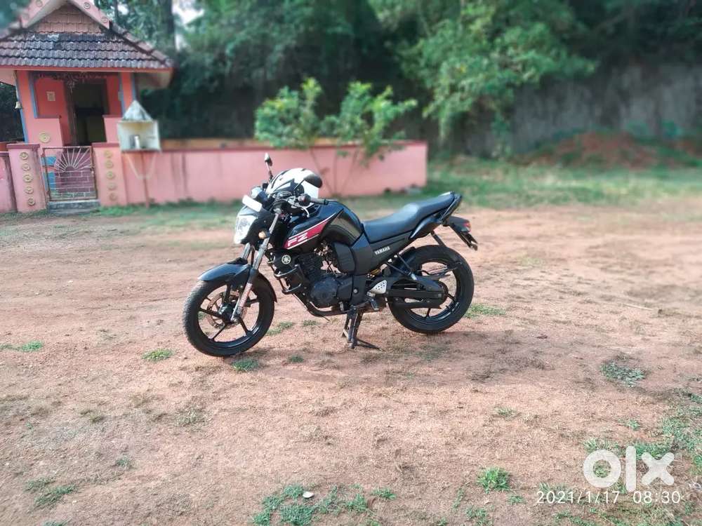 Yamaha FZ 2016