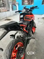 KTM Duke 200