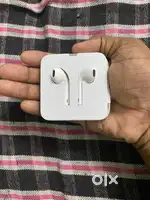 apple original earphones