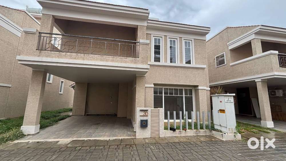 Casagrand Solitaire- 4BHK Villa available for sale in Thudiyalur