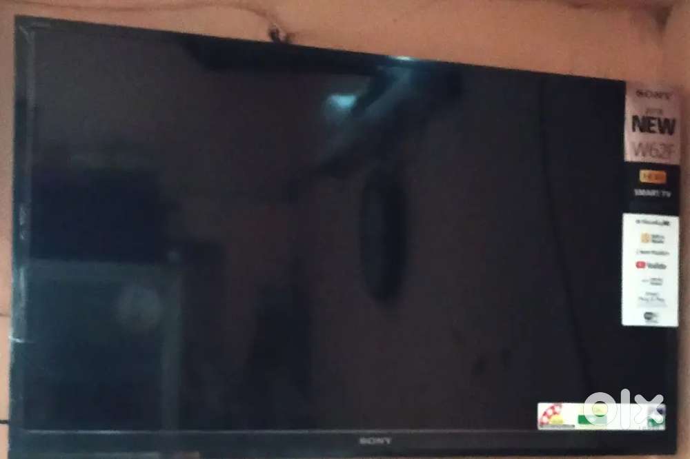 32 inch Sony 2018 New W26F HDR Smart TV