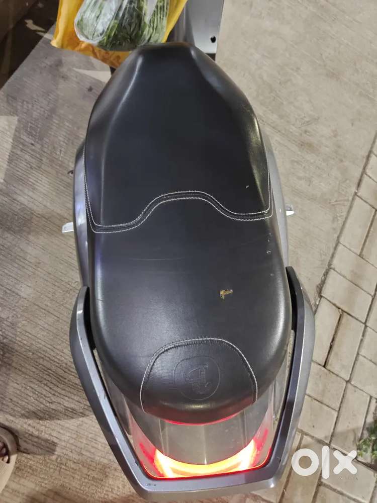 Bounce infinity e1 model electric scooter