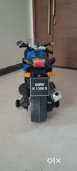 Rechargeable Bike for kids in excellent condition and barely used