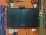 1 willet smart tv and 1 LG old tv