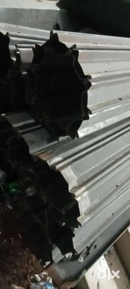 Second hand rolling shuttters