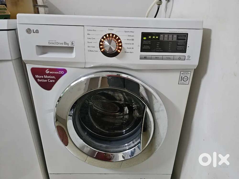Front load LG 8Kg Direct drive washing machine