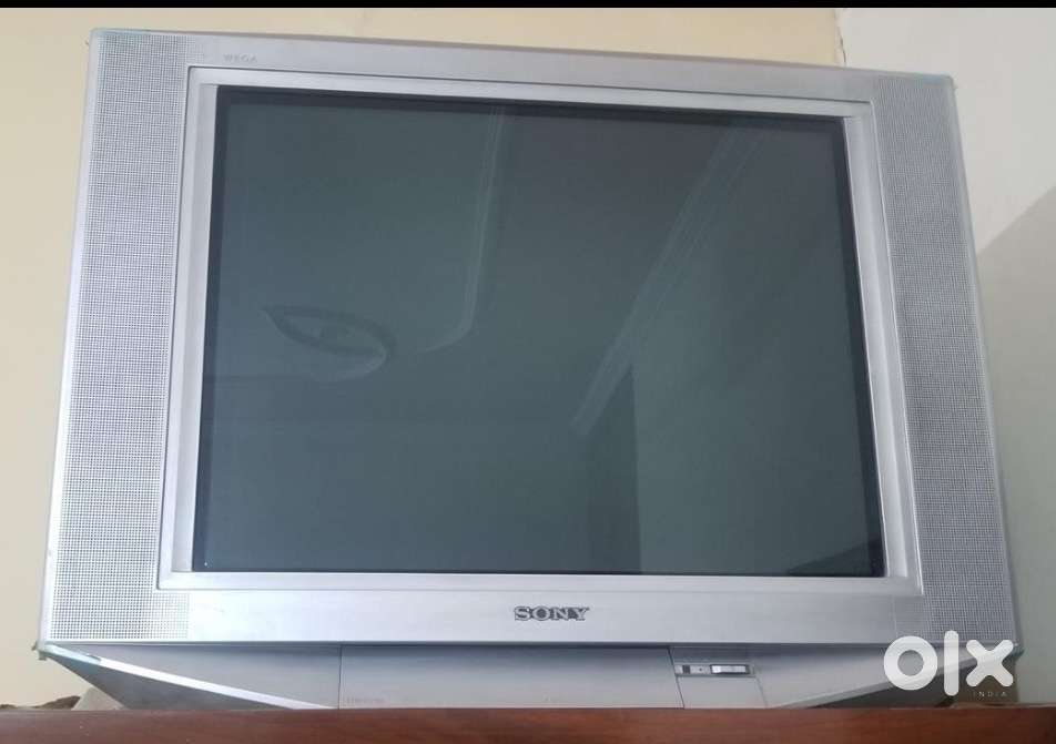 Coloured TV Sony 29 Inches