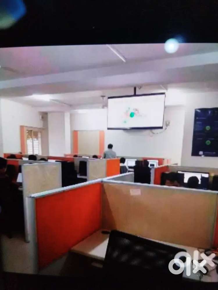 Receptionist & front office female