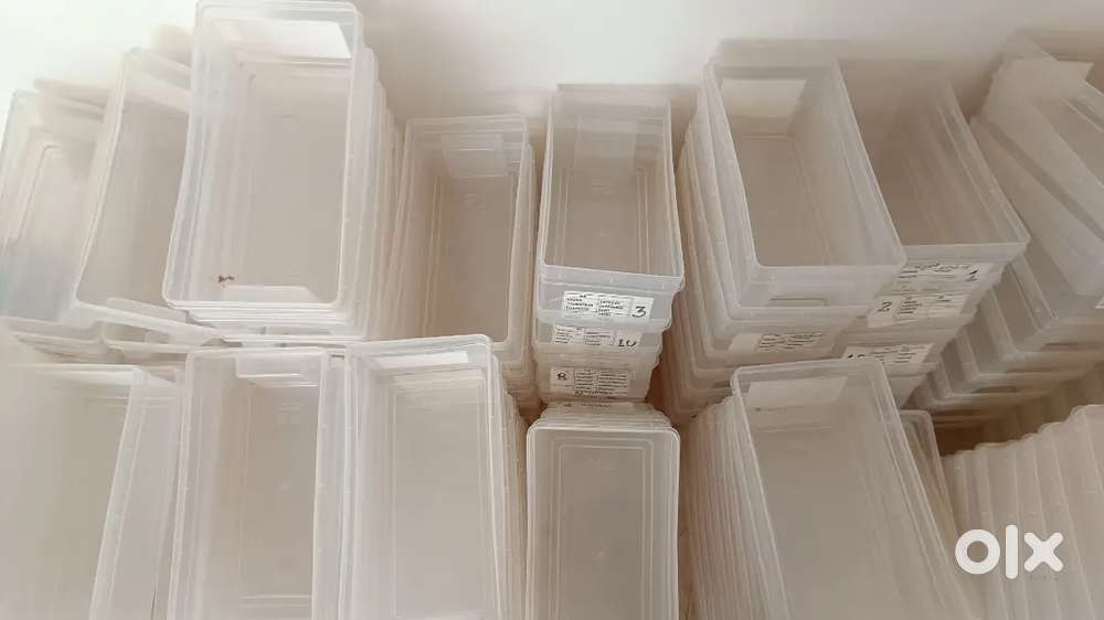 Plastic box
