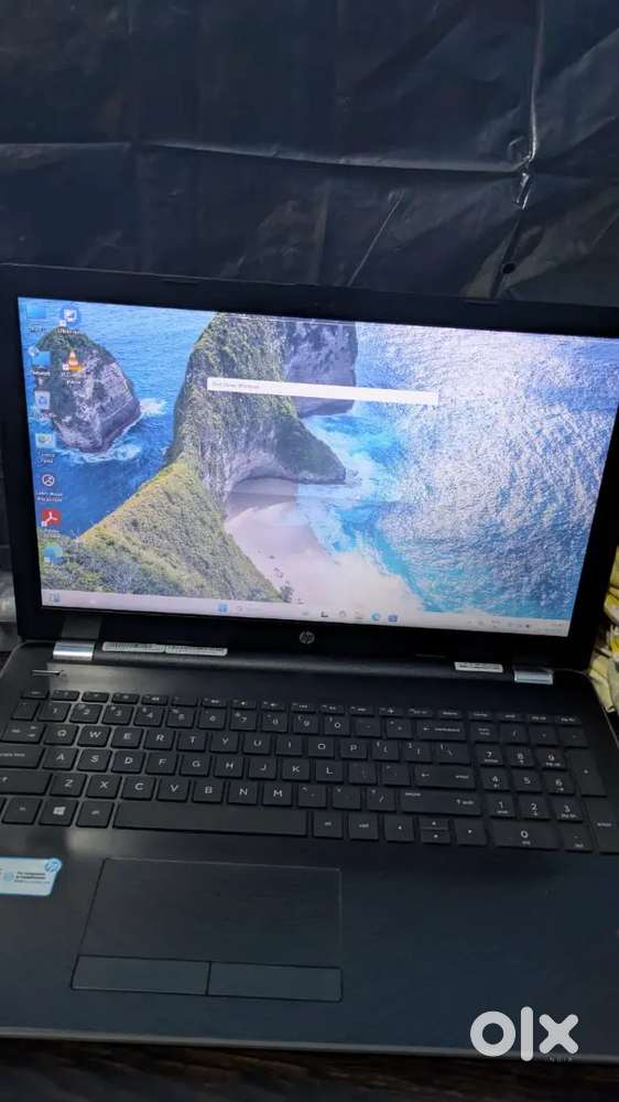HP Laptop selling