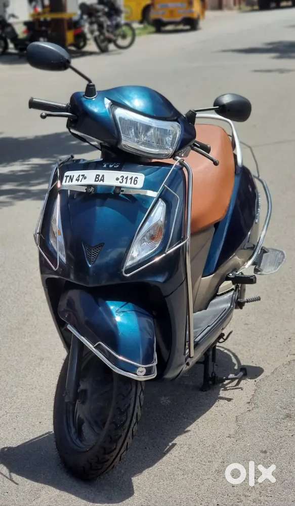 Tvs jupiter zx 2021 model blue low km low price exelent condition vehi